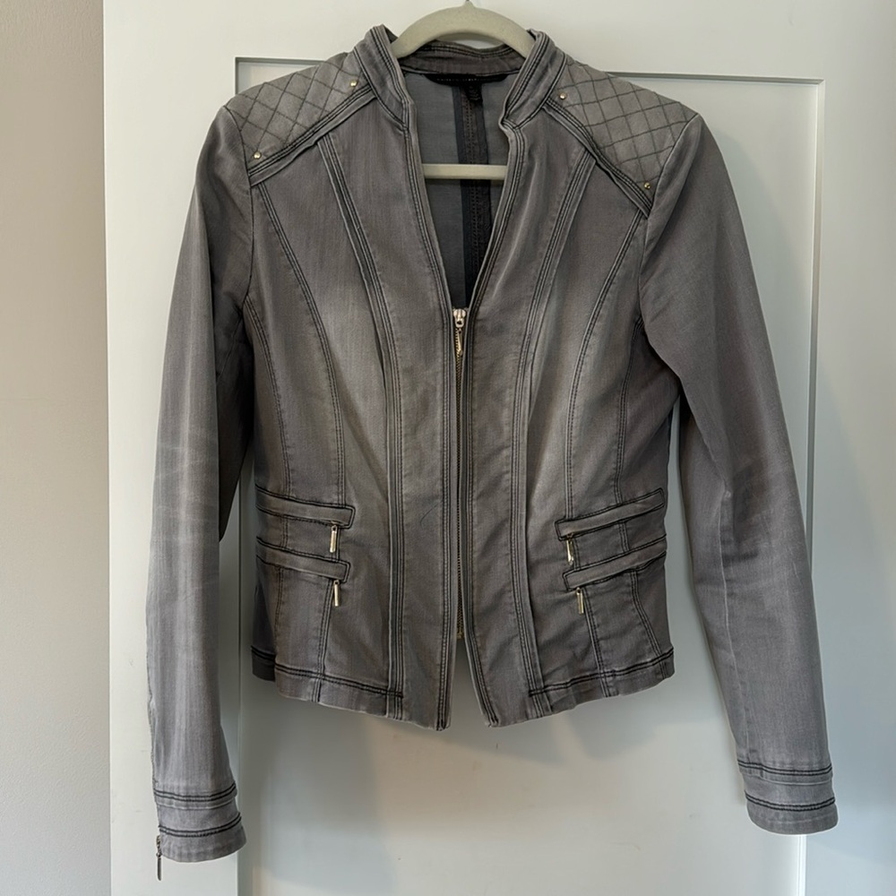 WHBM grey crop blazer